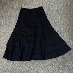 Womens Focus 2000 black skirt. 4